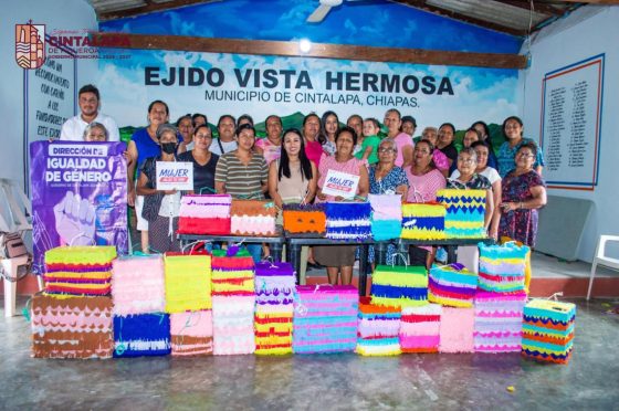 Plática sobre el valor y autoestima de nuestras mujeres en Vistahermosa