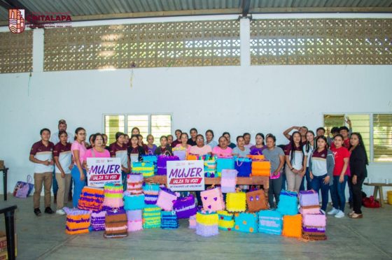 Se realiza plática sobre la violencia en el noviazgo y violencia digital a estudiantes