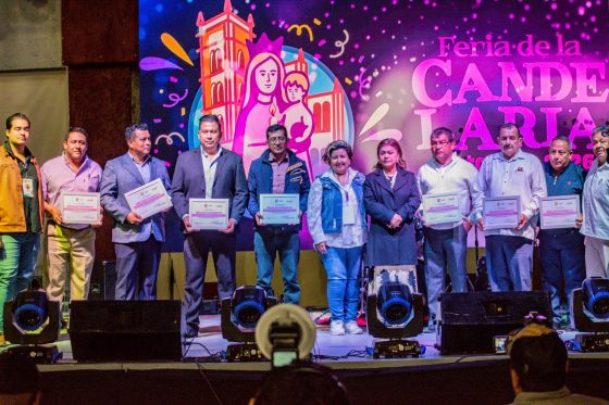 𝗔𝗬𝗨𝗡𝗧𝗔𝗠𝗜𝗘𝗡𝗧𝗢 𝗘𝗡𝗧𝗥𝗘𝗚𝗔 𝗥𝗘𝗖𝗢𝗡𝗢𝗖𝗜𝗠𝗜𝗘𝗡𝗧𝗢𝗦 𝗔 𝗦𝗘𝗖𝗨𝗡𝗗𝗔𝗥𝗜𝗔𝗦 𝗗𝗘 𝗟𝗔 𝗭𝗢𝗡𝗔 𝗘𝗦𝗖𝗢𝗟𝗔𝗥 𝟬𝟭𝟬 𝗣𝗢𝗥 𝗦𝗨 𝗣𝗔𝗥𝗧𝗜𝗖𝗜𝗣𝗔𝗖𝗜𝗢́𝗡 𝗘𝗡 𝗟𝗔 𝗠𝗨𝗘𝗦𝗧𝗥𝗔 𝗖𝗨𝗟𝗧𝗨𝗥𝗔𝗟 𝗬 𝗔𝗥𝗧𝗜́𝗦𝗧𝗜𝗖𝗔