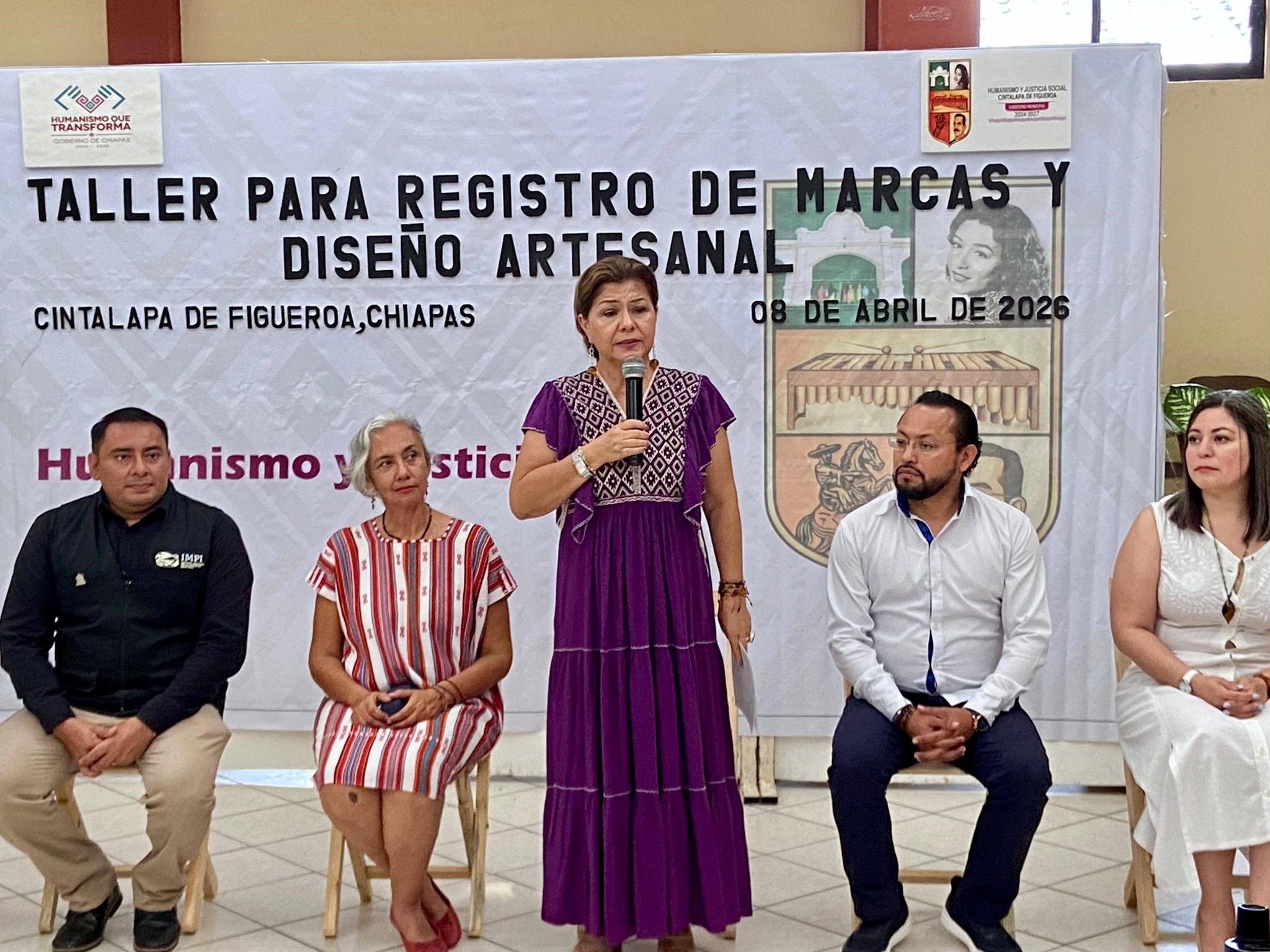En #Cintalapa se realizó un taller de capacitación de registro de marca y diseño artesanal